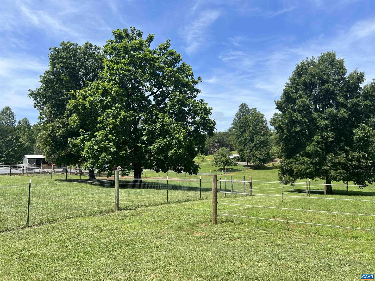 2550/2546 HUNDLEY BRANCH RD, SCOTTSVILLE, Virginia 24590, 3 Bedrooms Bedrooms, ,2 BathroomsBathrooms,Residential,For sale,2550/2546 HUNDLEY BRANCH RD,665885 MLS # 665885