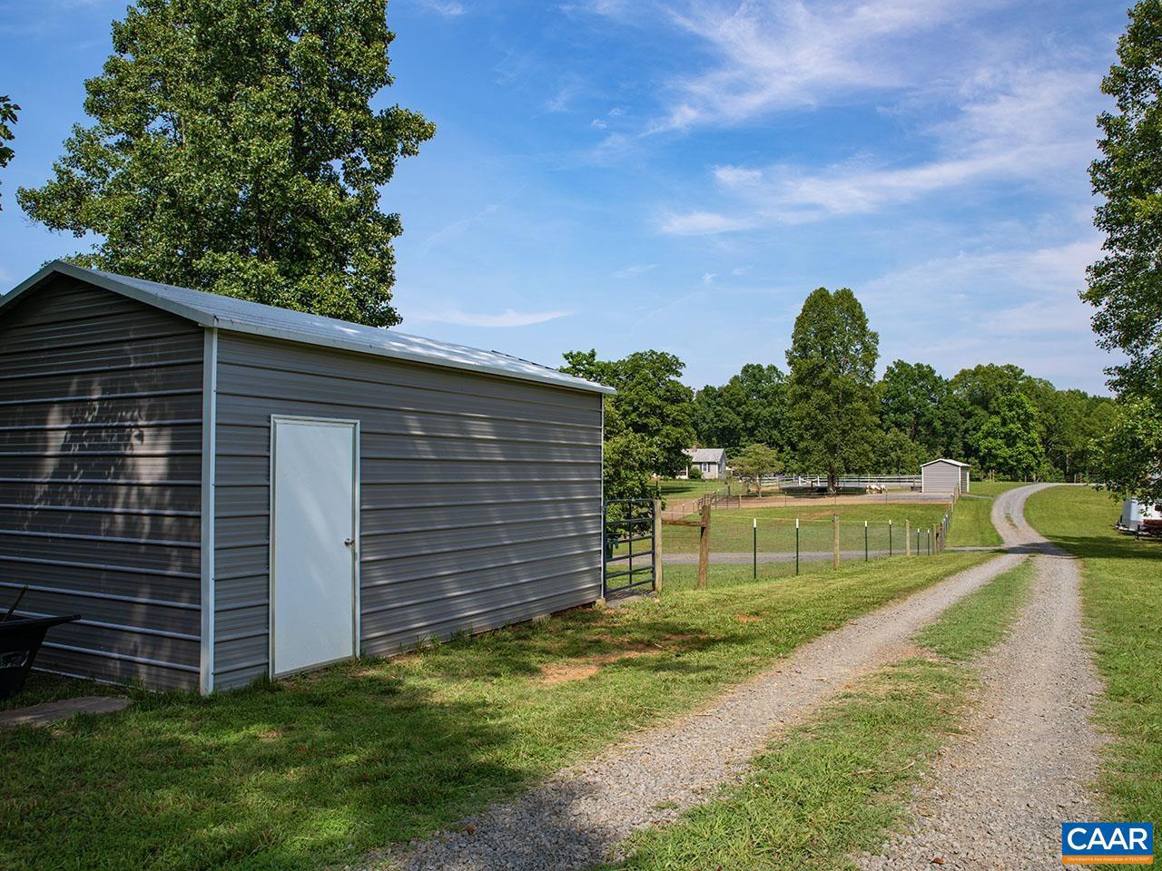2550/2546 HUNDLEY BRANCH RD, SCOTTSVILLE, Virginia 24590, 3 Bedrooms Bedrooms, ,2 BathroomsBathrooms,Residential,For sale,2550/2546 HUNDLEY BRANCH RD,665885 MLS # 665885