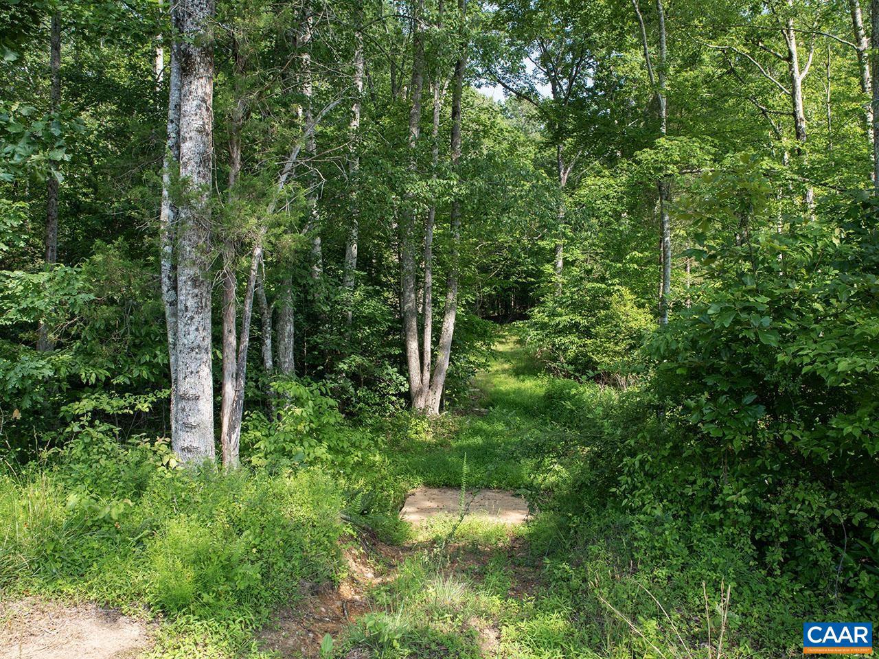 2550/2546 HUNDLEY BRANCH RD, SCOTTSVILLE, Virginia 24590, 3 Bedrooms Bedrooms, ,2 BathroomsBathrooms,Residential,For sale,2550/2546 HUNDLEY BRANCH RD,665885 MLS # 665885