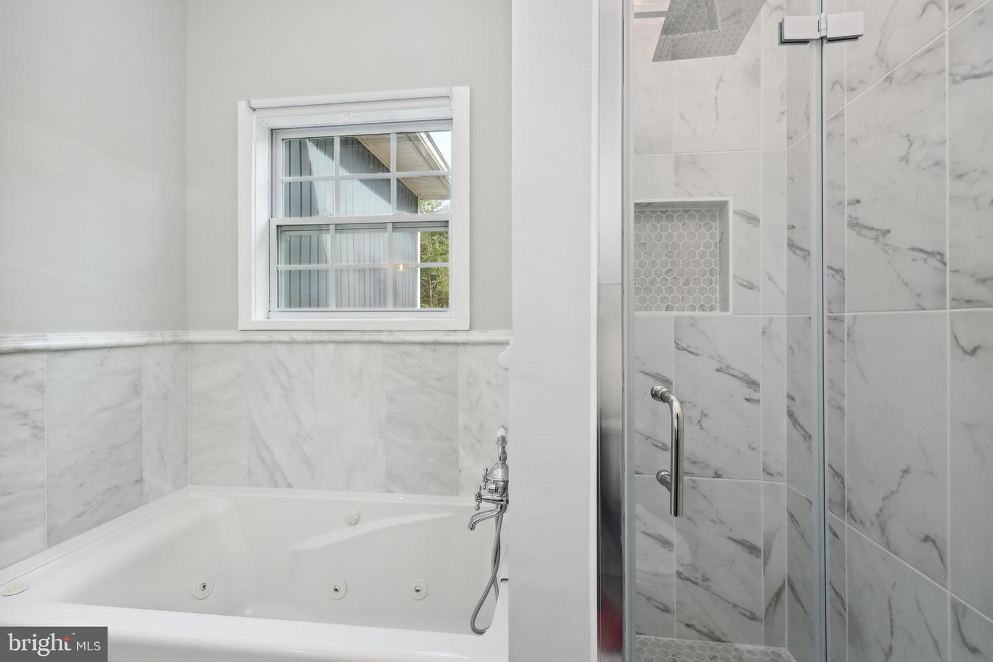 6057 BROOK DR, FALLS CHURCH, Virginia 22044, 6 Bedrooms Bedrooms, ,4 BathroomsBathrooms,Residential,For sale,6057 BROOK DR,VAFX2248896 MLS # VAFX2248896