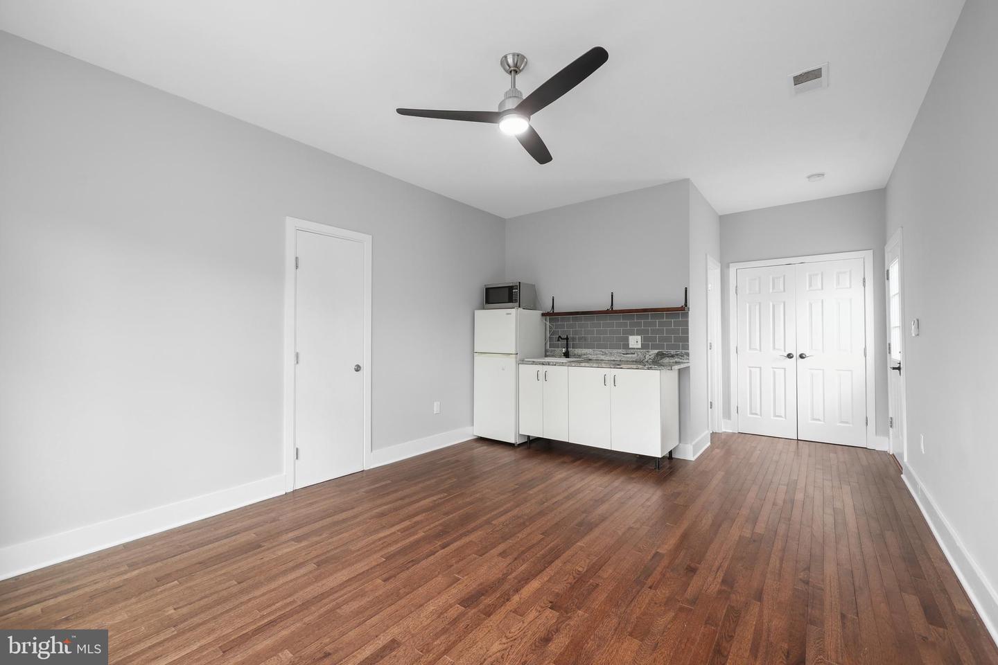 6057 BROOK DR, FALLS CHURCH, Virginia 22044, 6 Bedrooms Bedrooms, ,4 BathroomsBathrooms,Residential,For sale,6057 BROOK DR,VAFX2248896 MLS # VAFX2248896