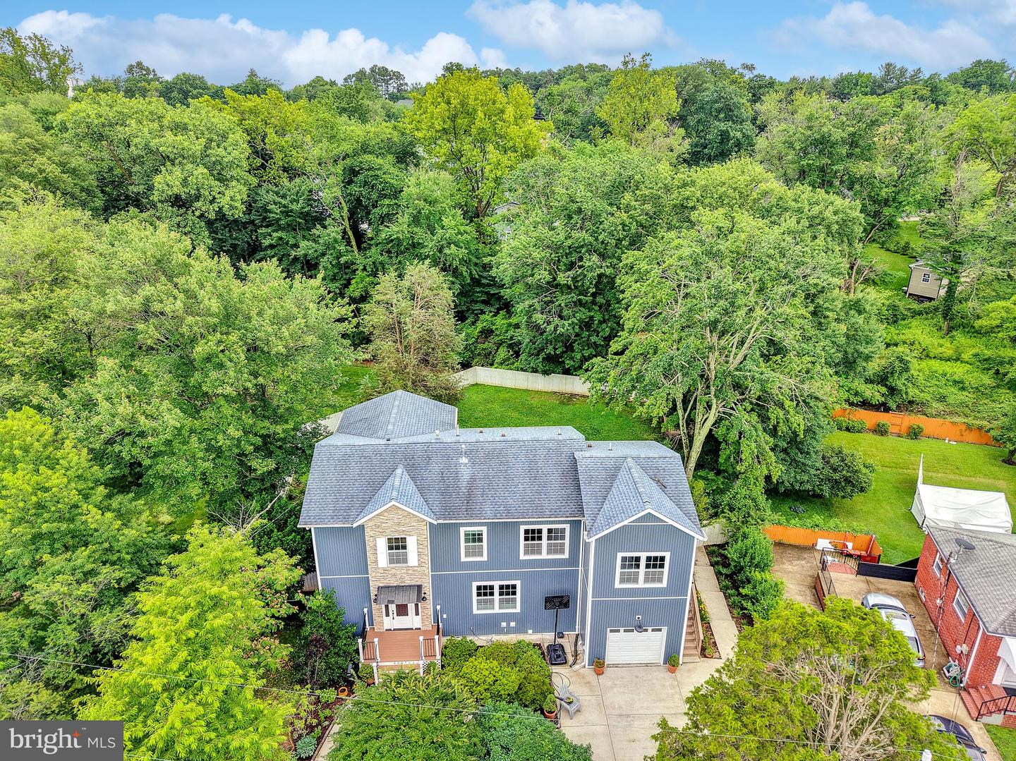 6057 BROOK DR, FALLS CHURCH, Virginia 22044, 6 Bedrooms Bedrooms, ,4 BathroomsBathrooms,Residential,For sale,6057 BROOK DR,VAFX2248896 MLS # VAFX2248896