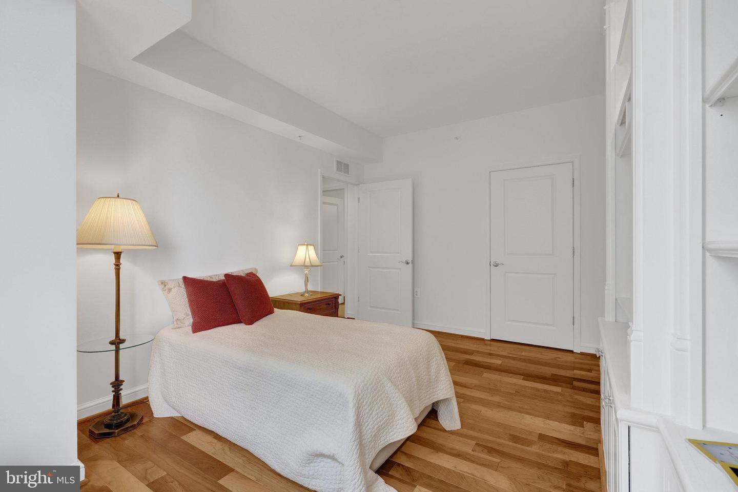 11990 MARKET ST #907, RESTON, Virginia 20190, 3 Bedrooms Bedrooms, ,2 BathroomsBathrooms,Residential,For sale,11990 MARKET ST #907,VAFX2248848 MLS # VAFX2248848