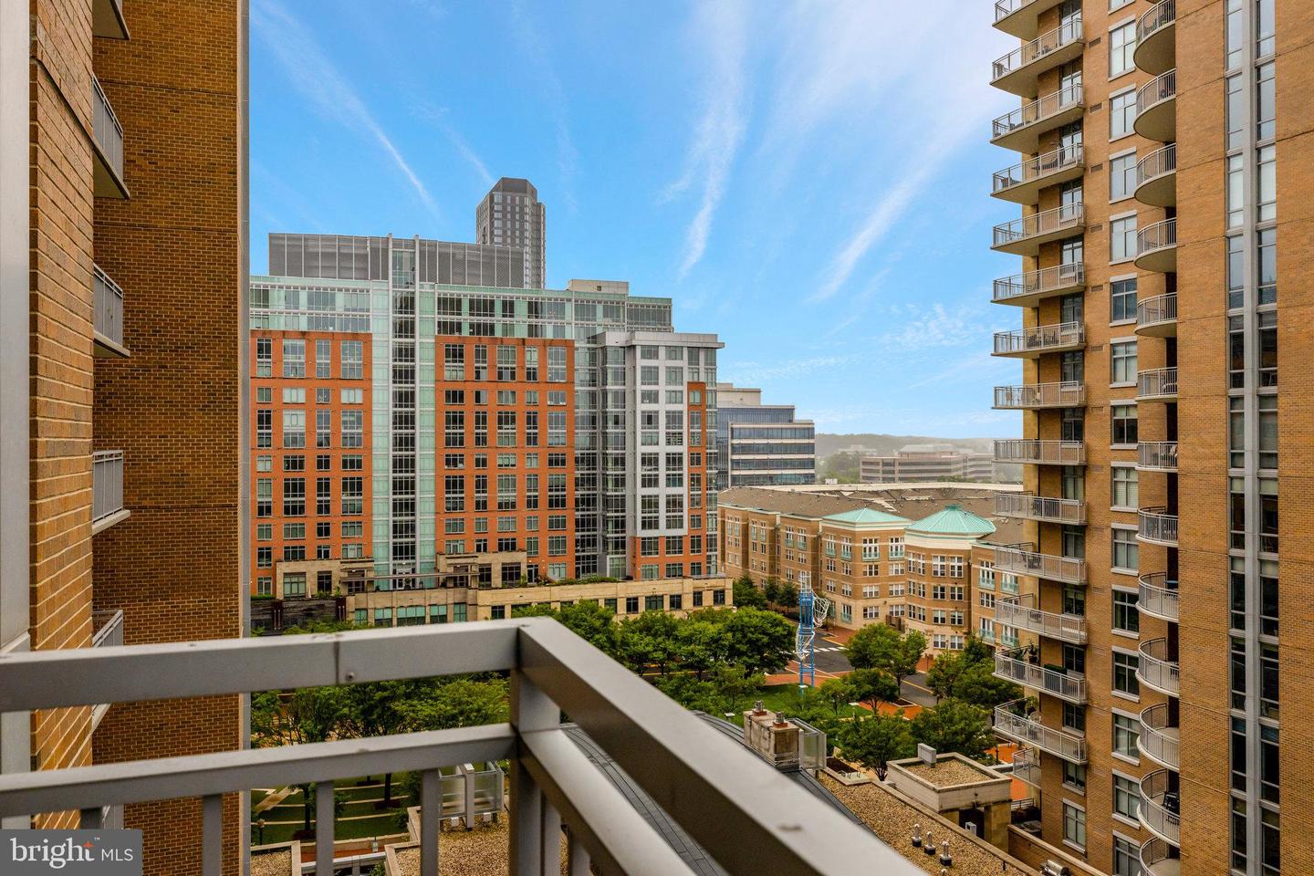 11990 MARKET ST #907, RESTON, Virginia 20190, 3 Bedrooms Bedrooms, ,2 BathroomsBathrooms,Residential,For sale,11990 MARKET ST #907,VAFX2248848 MLS # VAFX2248848