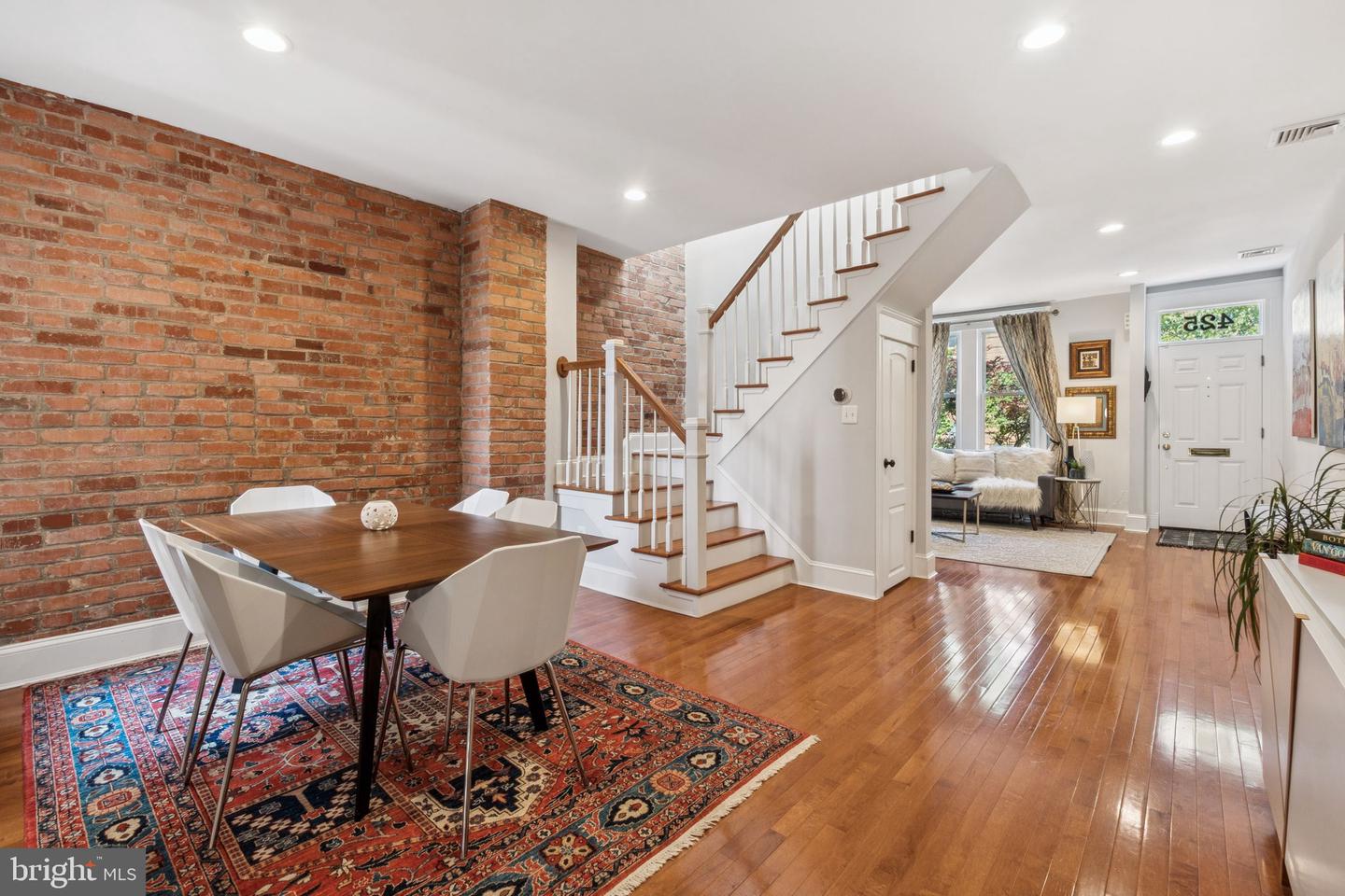 425 16TH ST SE, WASHINGTON, District Of Columbia 20003, 3 Bedrooms Bedrooms, ,2 BathroomsBathrooms,Residential,For sale,425 16TH ST SE,DCDC2206668 MLS # DCDC2206668