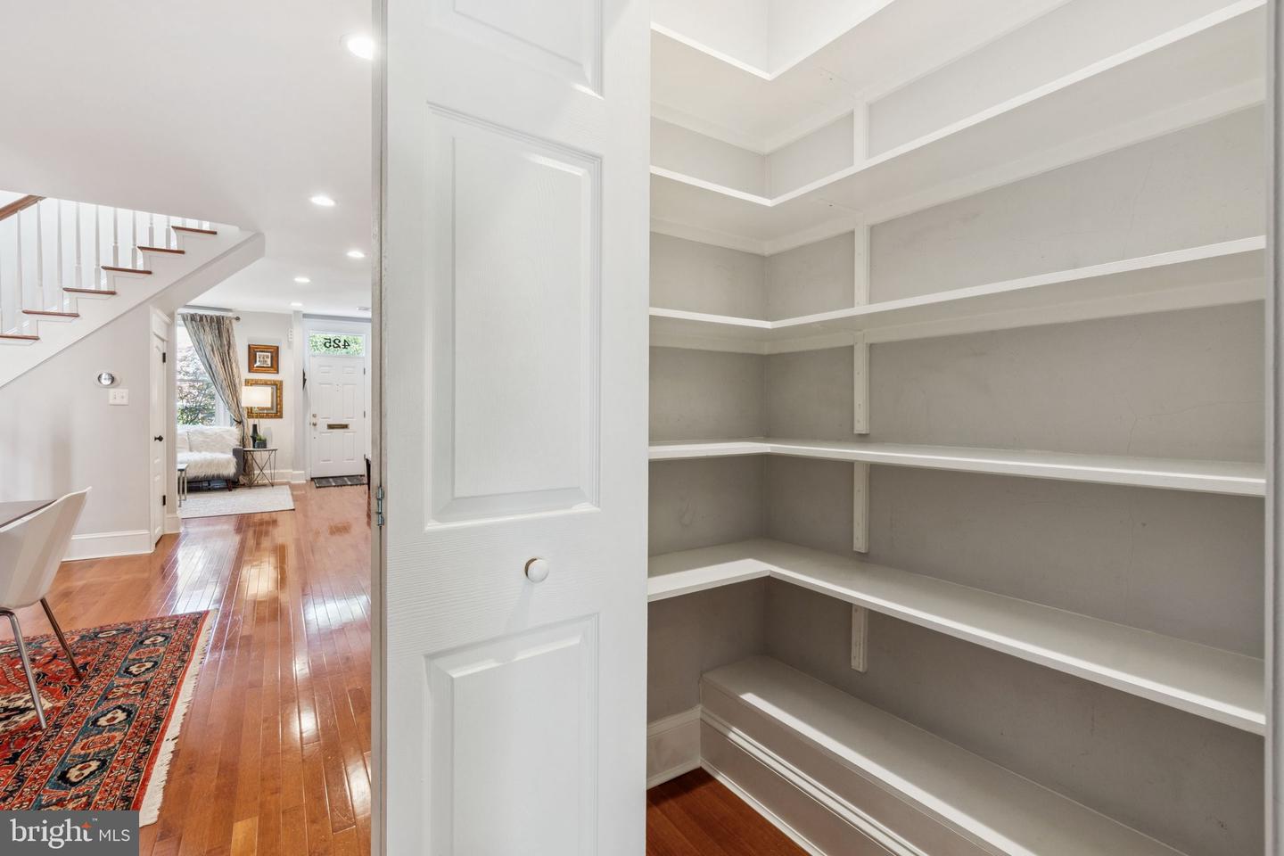425 16TH ST SE, WASHINGTON, District Of Columbia 20003, 3 Bedrooms Bedrooms, ,2 BathroomsBathrooms,Residential,For sale,425 16TH ST SE,DCDC2206668 MLS # DCDC2206668