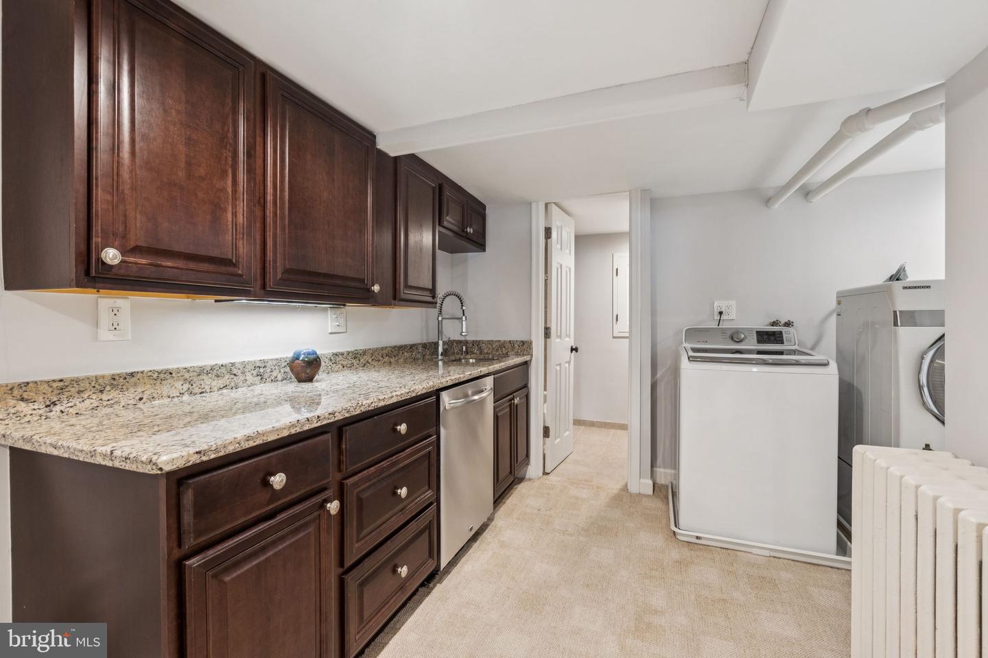 425 16TH ST SE, WASHINGTON, District Of Columbia 20003, 3 Bedrooms Bedrooms, ,2 BathroomsBathrooms,Residential,For sale,425 16TH ST SE,DCDC2206668 MLS # DCDC2206668