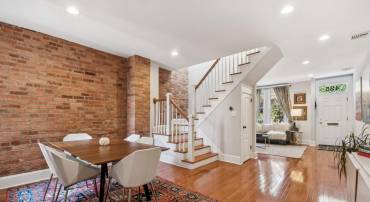 425 16TH ST SE, WASHINGTON, District Of Columbia 20003, 3 Bedrooms Bedrooms, ,2 BathroomsBathrooms,Residential,For sale,425 16TH ST SE,DCDC2206668 MLS # DCDC2206668