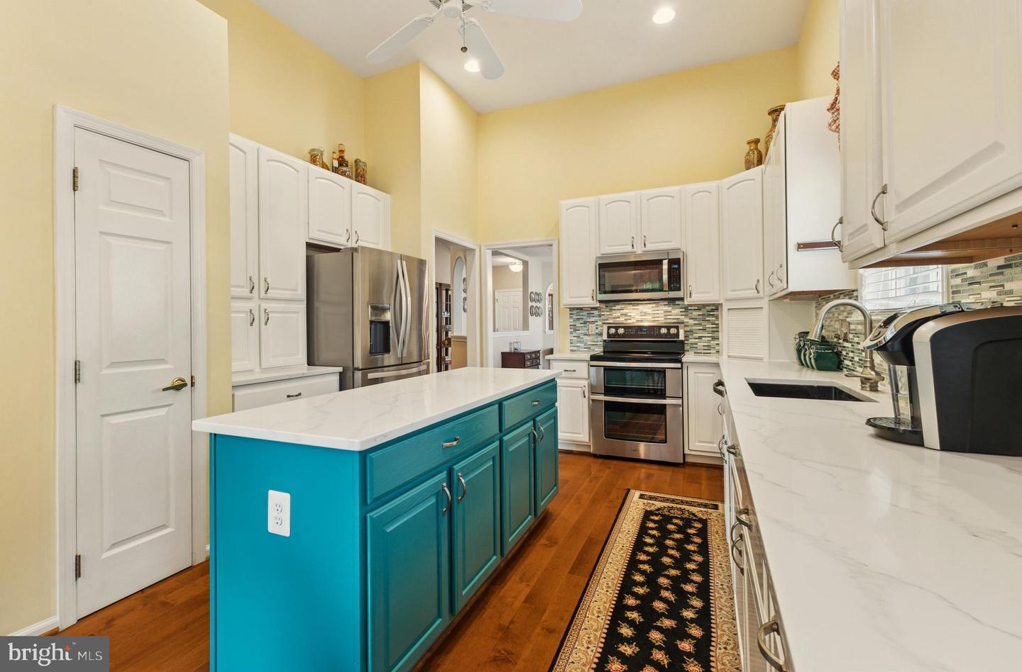 13731 CHARISMATIC WAY, GAINESVILLE, Virginia 20155, 2 Bedrooms Bedrooms, ,2 BathroomsBathrooms,Residential,For sale,13731 CHARISMATIC WAY,VAPW2097496 MLS # VAPW2097496