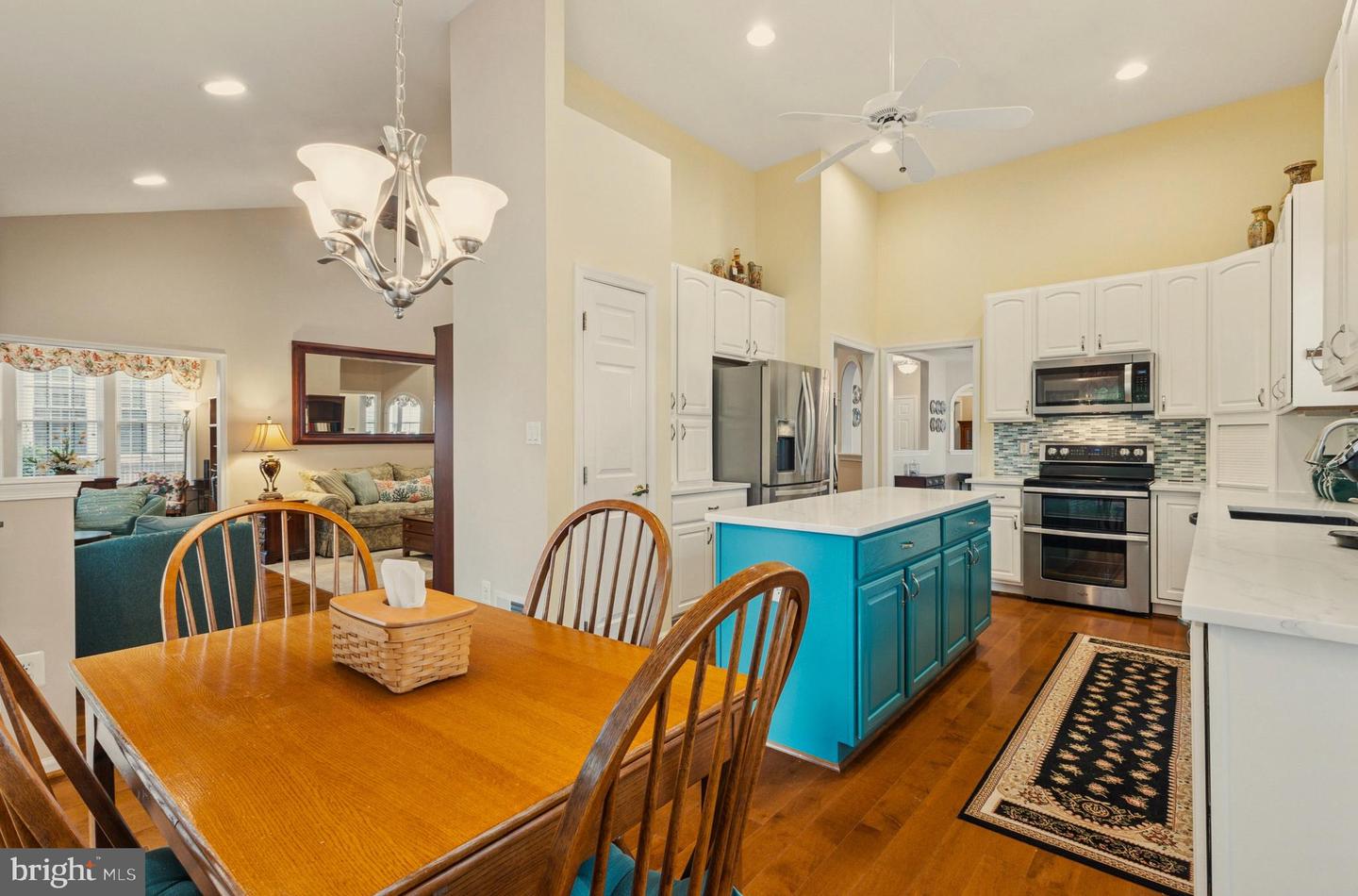 13731 CHARISMATIC WAY, GAINESVILLE, Virginia 20155, 2 Bedrooms Bedrooms, ,2 BathroomsBathrooms,Residential,For sale,13731 CHARISMATIC WAY,VAPW2097496 MLS # VAPW2097496