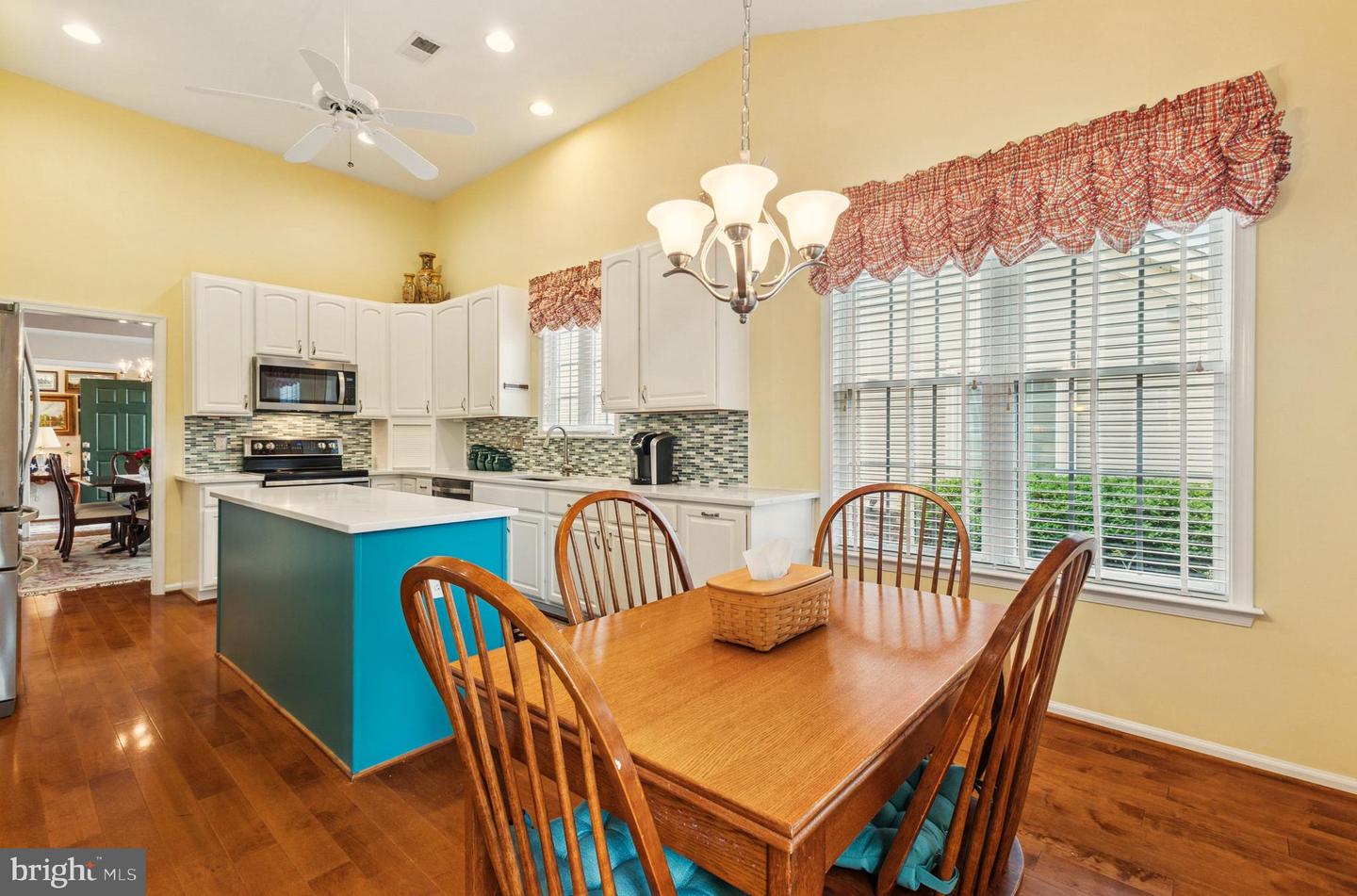 13731 CHARISMATIC WAY, GAINESVILLE, Virginia 20155, 2 Bedrooms Bedrooms, ,2 BathroomsBathrooms,Residential,For sale,13731 CHARISMATIC WAY,VAPW2097496 MLS # VAPW2097496