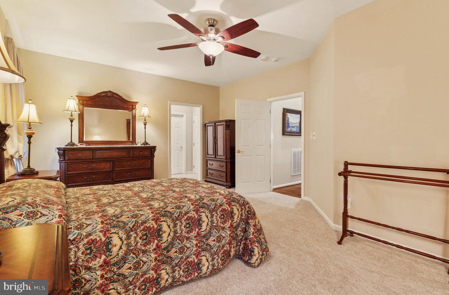13731 CHARISMATIC WAY, GAINESVILLE, Virginia 20155, 2 Bedrooms Bedrooms, ,2 BathroomsBathrooms,Residential,For sale,13731 CHARISMATIC WAY,VAPW2097496 MLS # VAPW2097496
