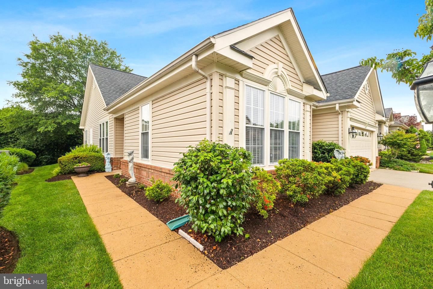 13731 CHARISMATIC WAY, GAINESVILLE, Virginia 20155, 2 Bedrooms Bedrooms, ,2 BathroomsBathrooms,Residential,For sale,13731 CHARISMATIC WAY,VAPW2097496 MLS # VAPW2097496