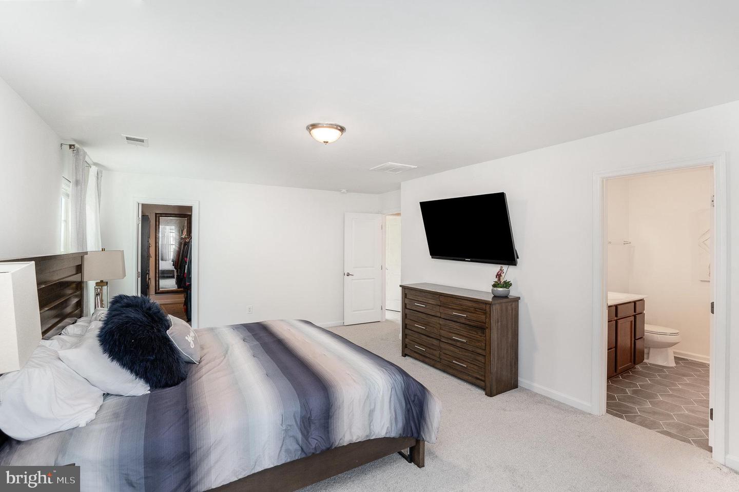 9523 FALL HAVEN RD, FREDERICKSBURG, Virginia 22407, 4 Bedrooms Bedrooms, ,2 BathroomsBathrooms,Residential,For sale,9523 FALL HAVEN RD,VASP2034086 MLS # VASP2034086
