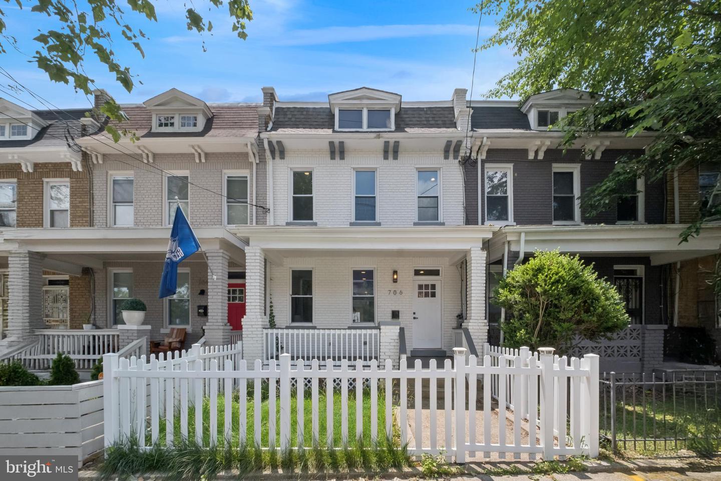 706 LONGFELLOW ST NW, WASHINGTON, District Of Columbia 20011, 4 Bedrooms Bedrooms, 8 Rooms Rooms,3 BathroomsBathrooms,Residential,For sale,706 LONGFELLOW ST NW,DCDC2206606 MLS # DCDC2206606