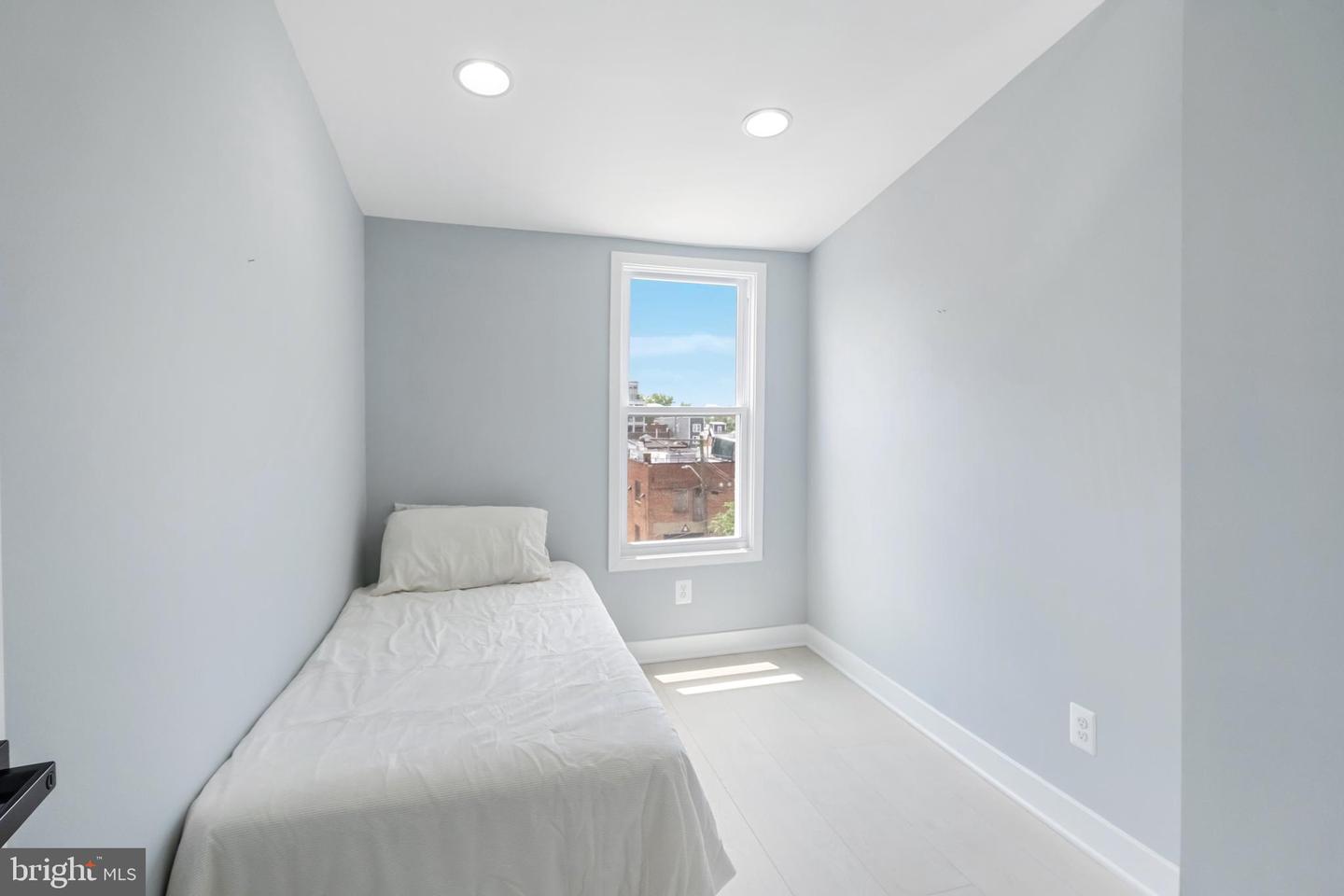 706 LONGFELLOW ST NW, WASHINGTON, District Of Columbia 20011, 4 Bedrooms Bedrooms, 8 Rooms Rooms,3 BathroomsBathrooms,Residential,For sale,706 LONGFELLOW ST NW,DCDC2206606 MLS # DCDC2206606