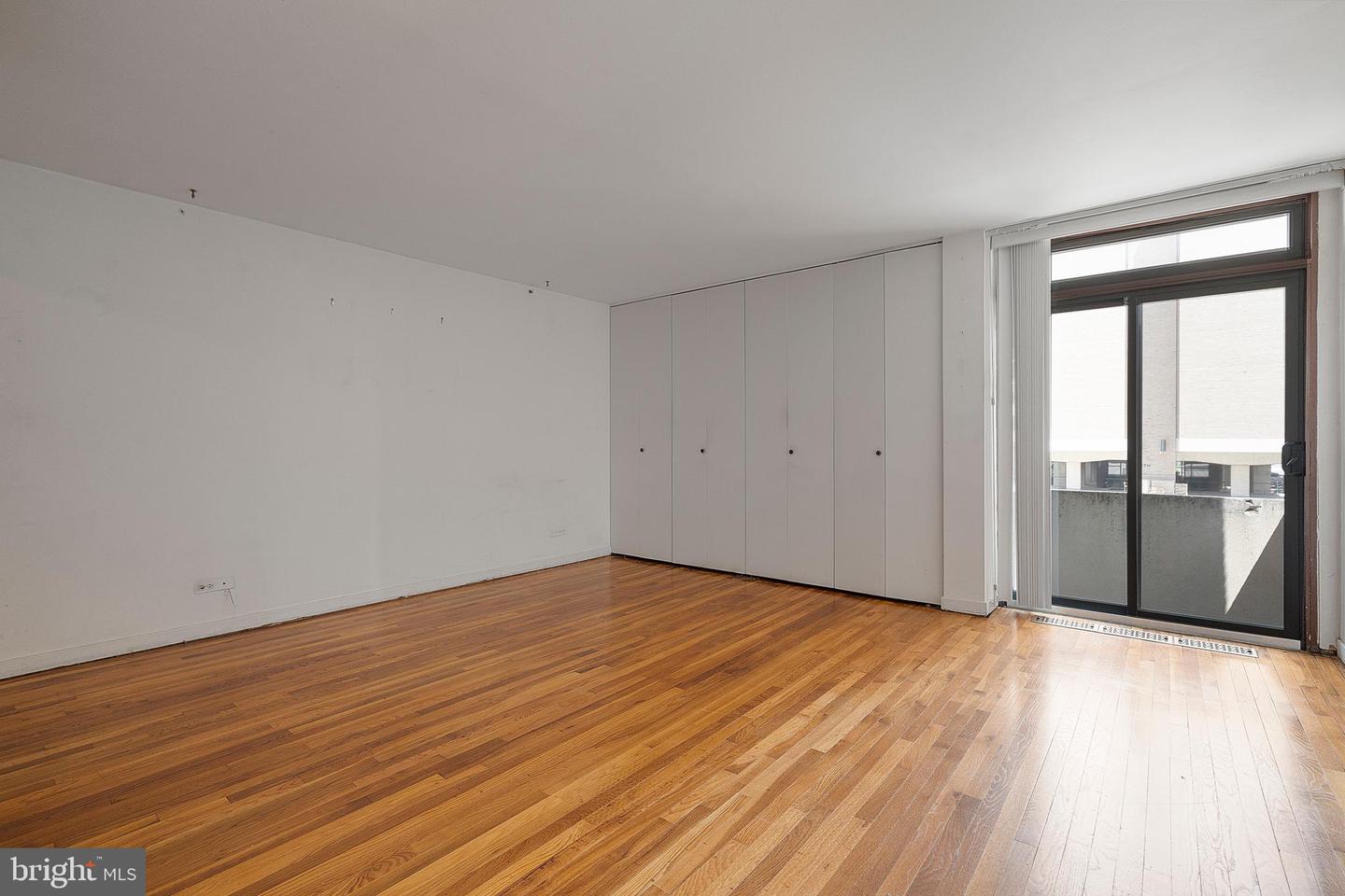 421 N ST SW, WASHINGTON, District Of Columbia 20024, 2 Bedrooms Bedrooms, ,2 BathroomsBathrooms,Residential,For sale,421 N ST SW,DCDC2206618 MLS # DCDC2206618