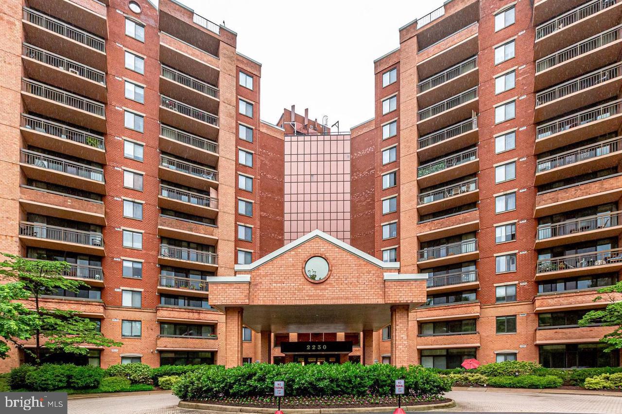 2230 GEORGE C MARSHALL DR #512, FALLS CHURCH, Virginia 22043, 2 Bedrooms Bedrooms, ,2 BathroomsBathrooms,Residential,For sale,2230 GEORGE C MARSHALL DR #512,VAFX2249234 MLS # VAFX2249234