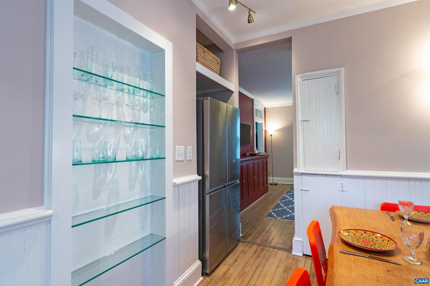 921 CHERRY AVE, CHARLOTTESVILLE, Virginia 22903, 5 Bedrooms Bedrooms, ,2 BathroomsBathrooms,Residential,For sale,921 CHERRY AVE,665939 MLS # 665939