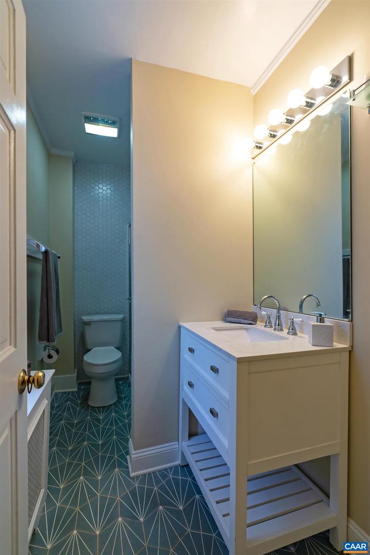 921 CHERRY AVE, CHARLOTTESVILLE, Virginia 22903, 5 Bedrooms Bedrooms, ,2 BathroomsBathrooms,Residential,For sale,921 CHERRY AVE,665939 MLS # 665939