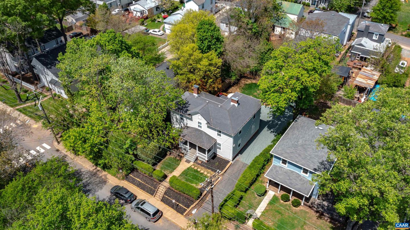 921 CHERRY AVE, CHARLOTTESVILLE, Virginia 22903, 5 Bedrooms Bedrooms, ,2 BathroomsBathrooms,Residential,For sale,921 CHERRY AVE,665939 MLS # 665939