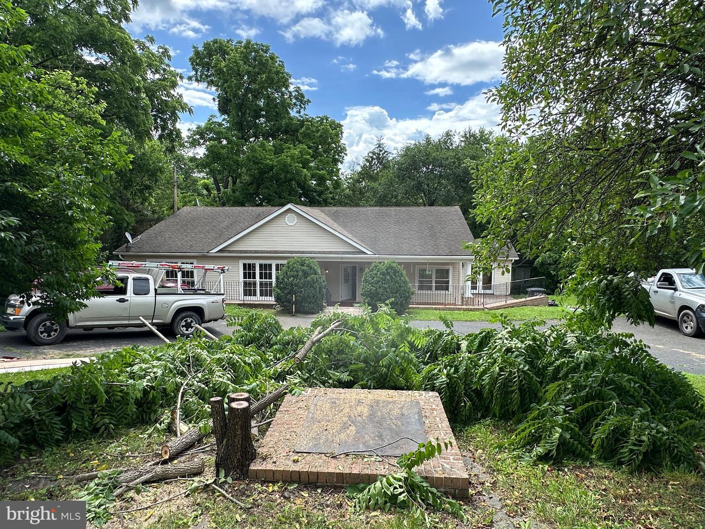 2 WHITING AVE, BOYCE, Virginia 22620, 3 Bedrooms Bedrooms, ,2 BathroomsBathrooms,Residential,For sale,2 WHITING AVE,VACL2003854 MLS # VACL2003854 2 WHITING AVE, BOYCE, Virginia 22620, 3 Bedrooms Bedrooms, ,2 BathroomsBathrooms,Residential,For sale,2 WHITING AVE,VACL2003854 MLS # VACL2003854