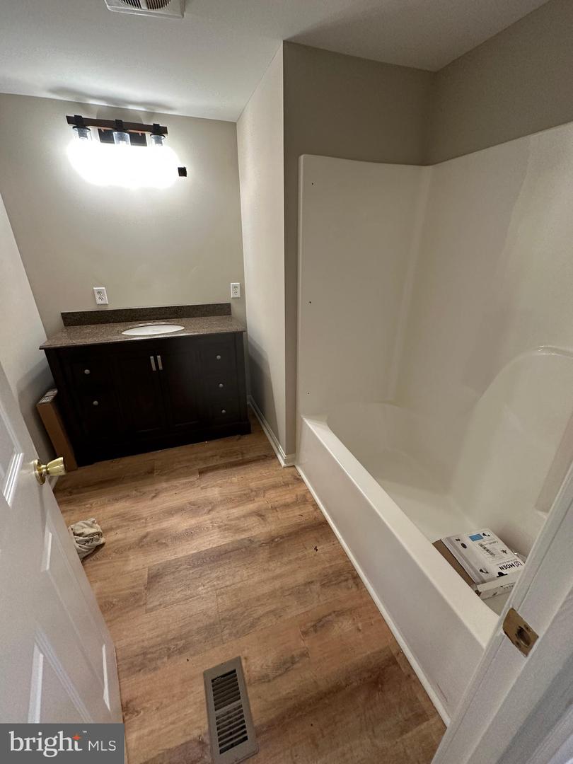 2 WHITING AVE, BOYCE, Virginia 22620, 3 Bedrooms Bedrooms, ,2 BathroomsBathrooms,Residential,For sale,2 WHITING AVE,VACL2003854 MLS # VACL2003854 2 WHITING AVE, BOYCE, Virginia 22620, 3 Bedrooms Bedrooms, ,2 BathroomsBathrooms,Residential,For sale,2 WHITING AVE,VACL2003854 MLS # VACL2003854