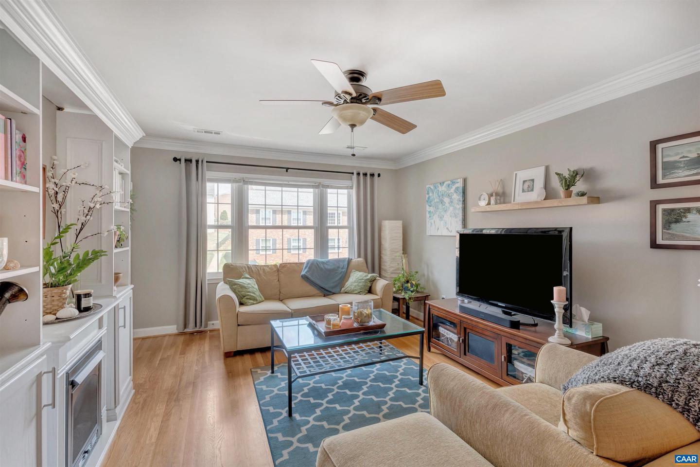 2421 BARRACKS PL #4, CHARLOTTESVILLE, Virginia 22901, 2 Bedrooms Bedrooms, ,1 BathroomBathrooms,Residential,For sale,2421 BARRACKS PL #4,665902 MLS # 665902