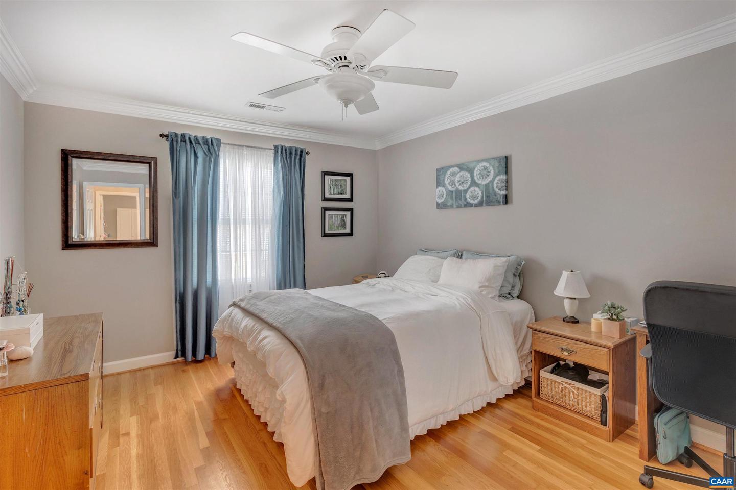 2421 BARRACKS PL #4, CHARLOTTESVILLE, Virginia 22901, 2 Bedrooms Bedrooms, ,1 BathroomBathrooms,Residential,For sale,2421 BARRACKS PL #4,665902 MLS # 665902