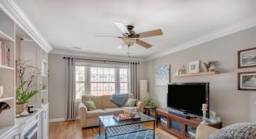 2421 BARRACKS PL #4, CHARLOTTESVILLE, Virginia 22901, 2 Bedrooms Bedrooms, ,1 BathroomBathrooms,Residential,For sale,2421 BARRACKS PL #4,665902 MLS # 665902