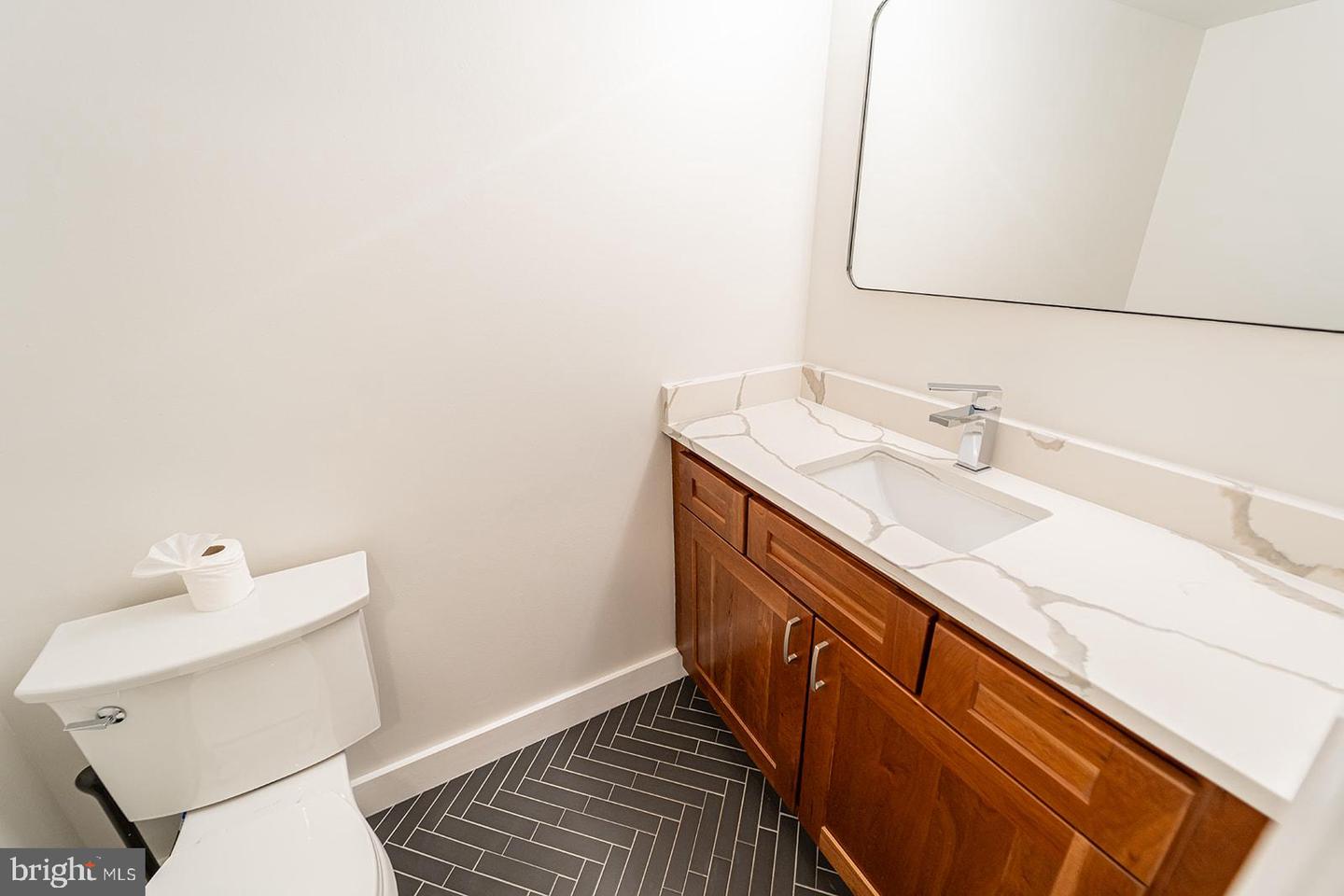 7913 DOUBLE CREEK CT, SPRINGFIELD, Virginia 22153, 3 Bedrooms Bedrooms, ,2 BathroomsBathrooms,Residential,For sale,7913 DOUBLE CREEK CT,VAFX2249146 MLS # VAFX2249146