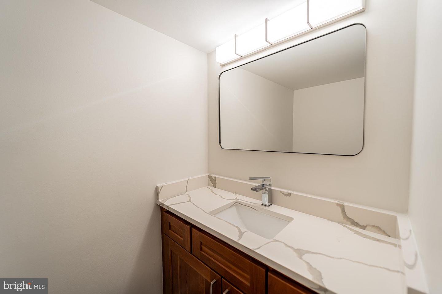 7913 DOUBLE CREEK CT, SPRINGFIELD, Virginia 22153, 3 Bedrooms Bedrooms, ,2 BathroomsBathrooms,Residential,For sale,7913 DOUBLE CREEK CT,VAFX2249146 MLS # VAFX2249146