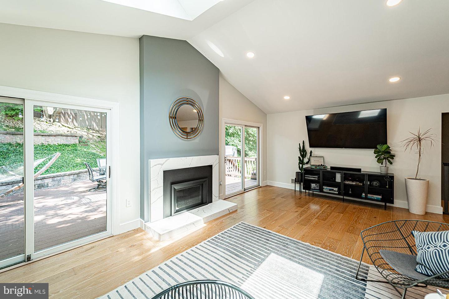 7913 DOUBLE CREEK CT, SPRINGFIELD, Virginia 22153, 3 Bedrooms Bedrooms, ,2 BathroomsBathrooms,Residential,For sale,7913 DOUBLE CREEK CT,VAFX2249146 MLS # VAFX2249146