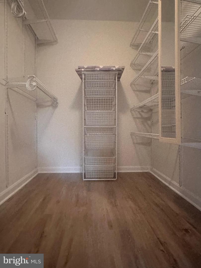 3176 SUMMIT SQUARE DR #4-D7, OAKTON, Virginia 22124, 2 Bedrooms Bedrooms, ,1 BathroomBathrooms,Residential,For sale,3176 SUMMIT SQUARE DR #4-D7,VAFX2249156 MLS # VAFX2249156