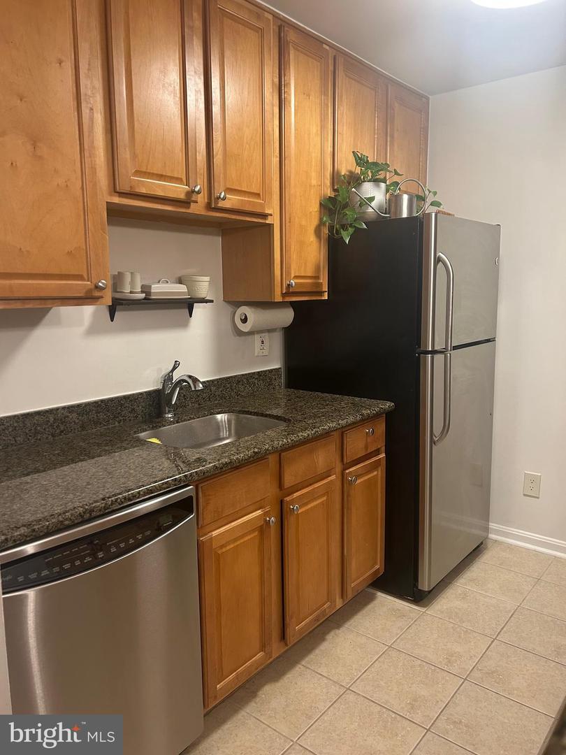 3176 SUMMIT SQUARE DR #4-D7, OAKTON, Virginia 22124, 2 Bedrooms Bedrooms, ,1 BathroomBathrooms,Residential,For sale,3176 SUMMIT SQUARE DR #4-D7,VAFX2249156 MLS # VAFX2249156