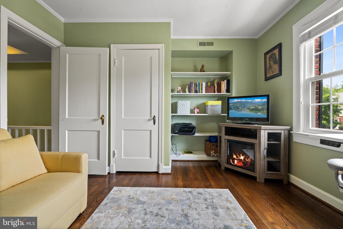 1600 S BARTON ST #744, ARLINGTON, Virginia 22204, 2 Bedrooms Bedrooms, ,1 BathroomBathrooms,Residential,For sale,1600 S BARTON ST #744,VAAR2059580 MLS # VAAR2059580