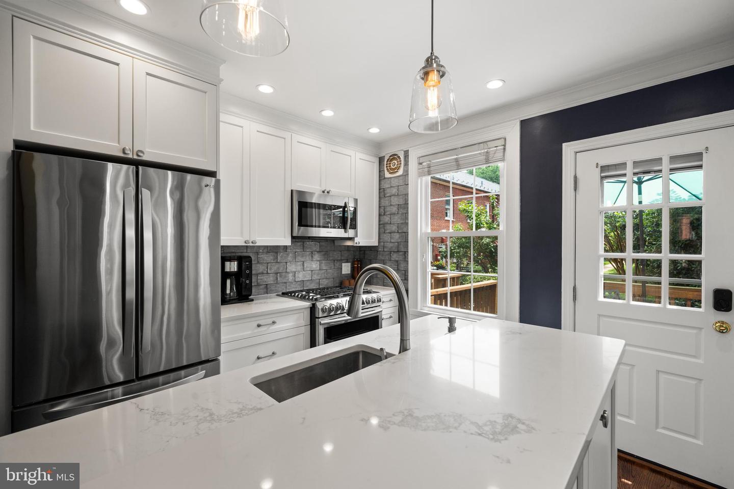 1600 S BARTON ST #744, ARLINGTON, Virginia 22204, 2 Bedrooms Bedrooms, ,1 BathroomBathrooms,Residential,For sale,1600 S BARTON ST #744,VAAR2059580 MLS # VAAR2059580
