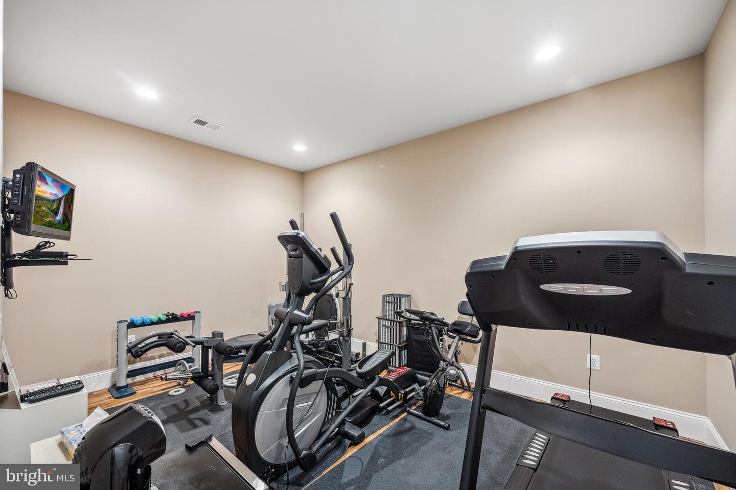 3716 TAFT AVE, ALEXANDRIA, Virginia 22304, 4 Bedrooms Bedrooms, ,4 BathroomsBathrooms,Residential,For sale,3716 TAFT AVE,VAAX2046794 MLS # VAAX2046794