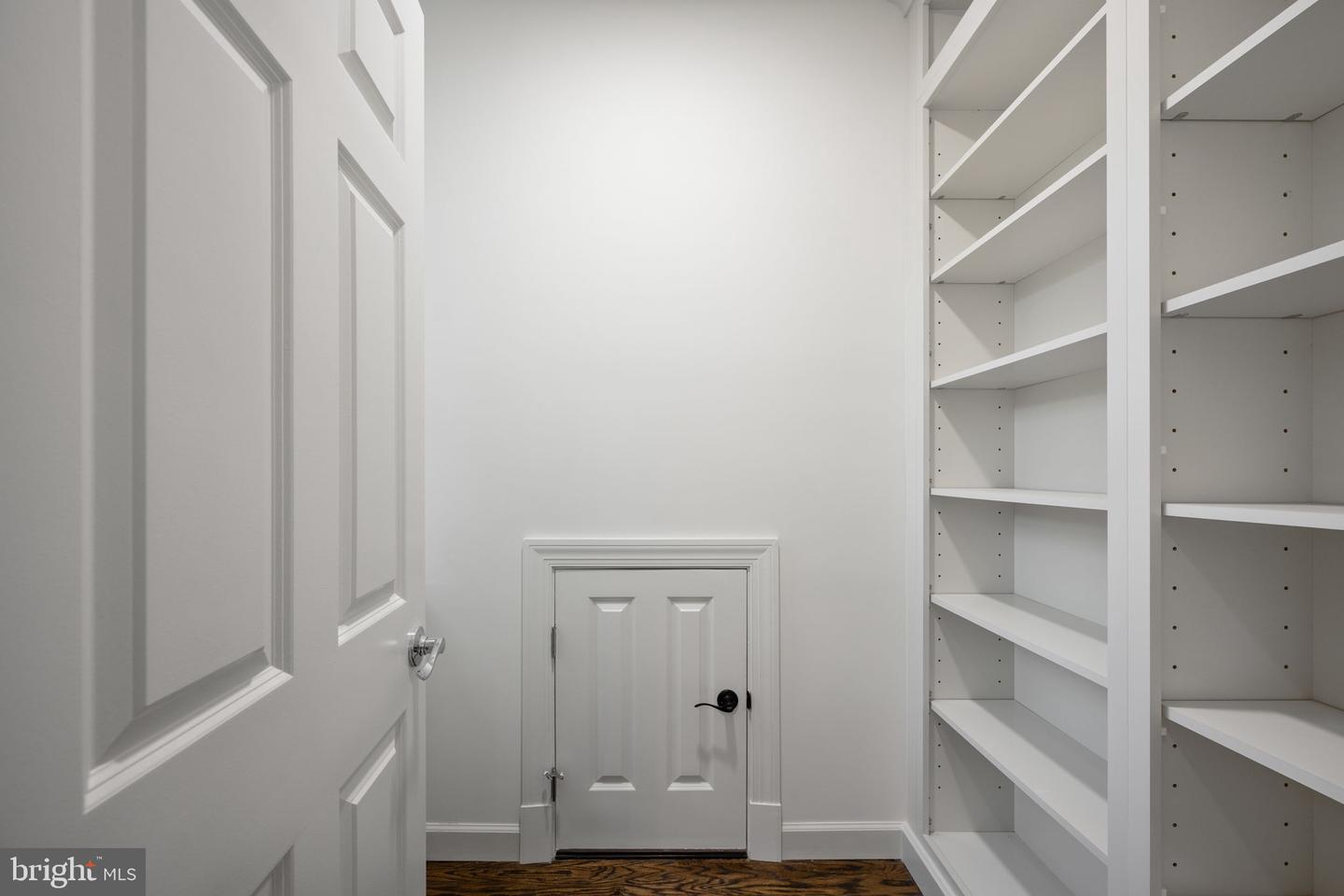 1200 ALEXANDRIA AVE, ALEXANDRIA, Virginia 22308, 7 Bedrooms Bedrooms, ,4 BathroomsBathrooms,Residential,For sale,1200 ALEXANDRIA AVE,VAFX2249328 MLS # VAFX2249328