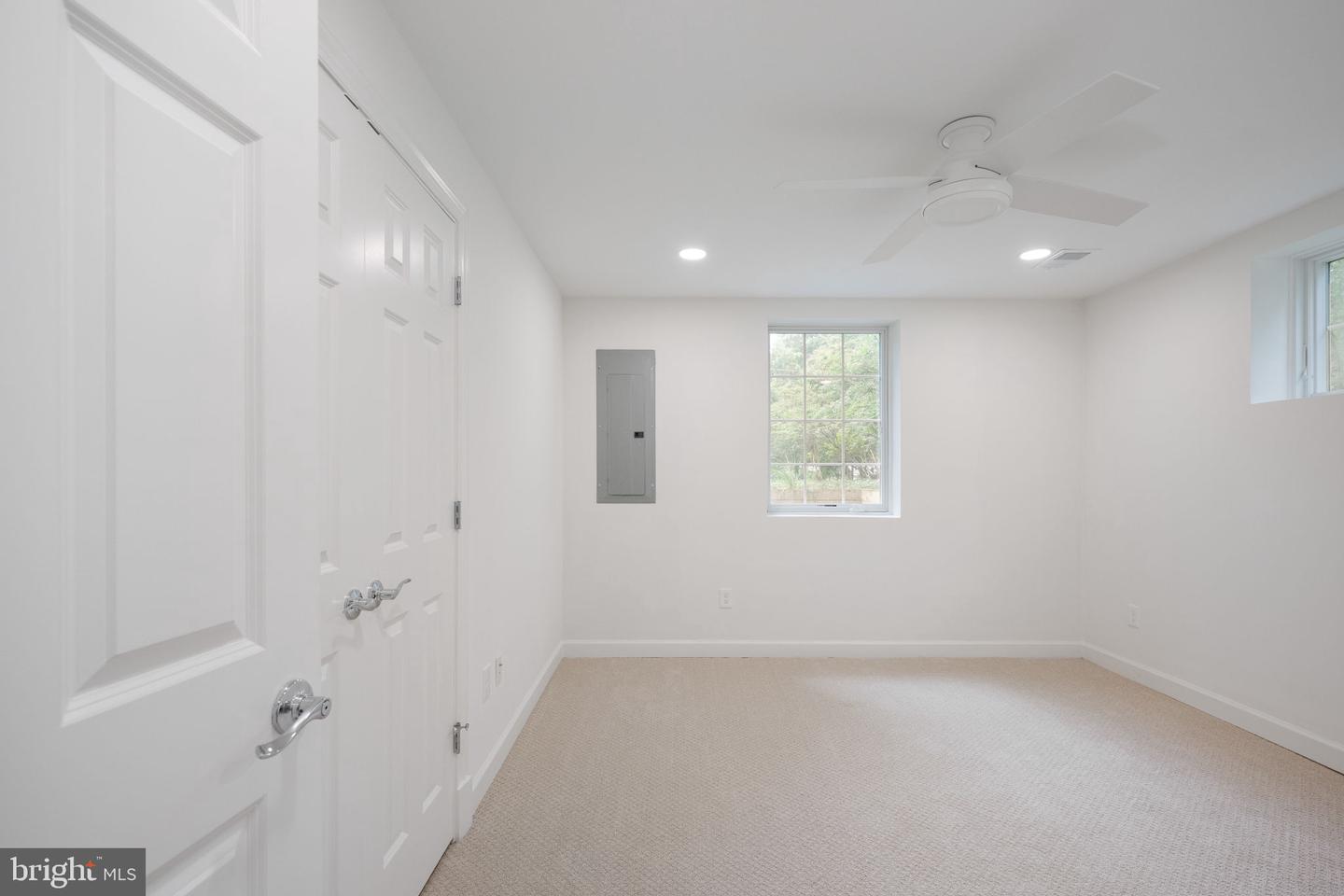 1200 ALEXANDRIA AVE, ALEXANDRIA, Virginia 22308, 7 Bedrooms Bedrooms, ,4 BathroomsBathrooms,Residential,For sale,1200 ALEXANDRIA AVE,VAFX2249328 MLS # VAFX2249328