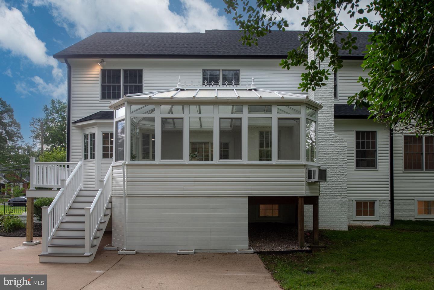 1200 ALEXANDRIA AVE, ALEXANDRIA, Virginia 22308, 7 Bedrooms Bedrooms, ,4 BathroomsBathrooms,Residential,For sale,1200 ALEXANDRIA AVE,VAFX2249328 MLS # VAFX2249328