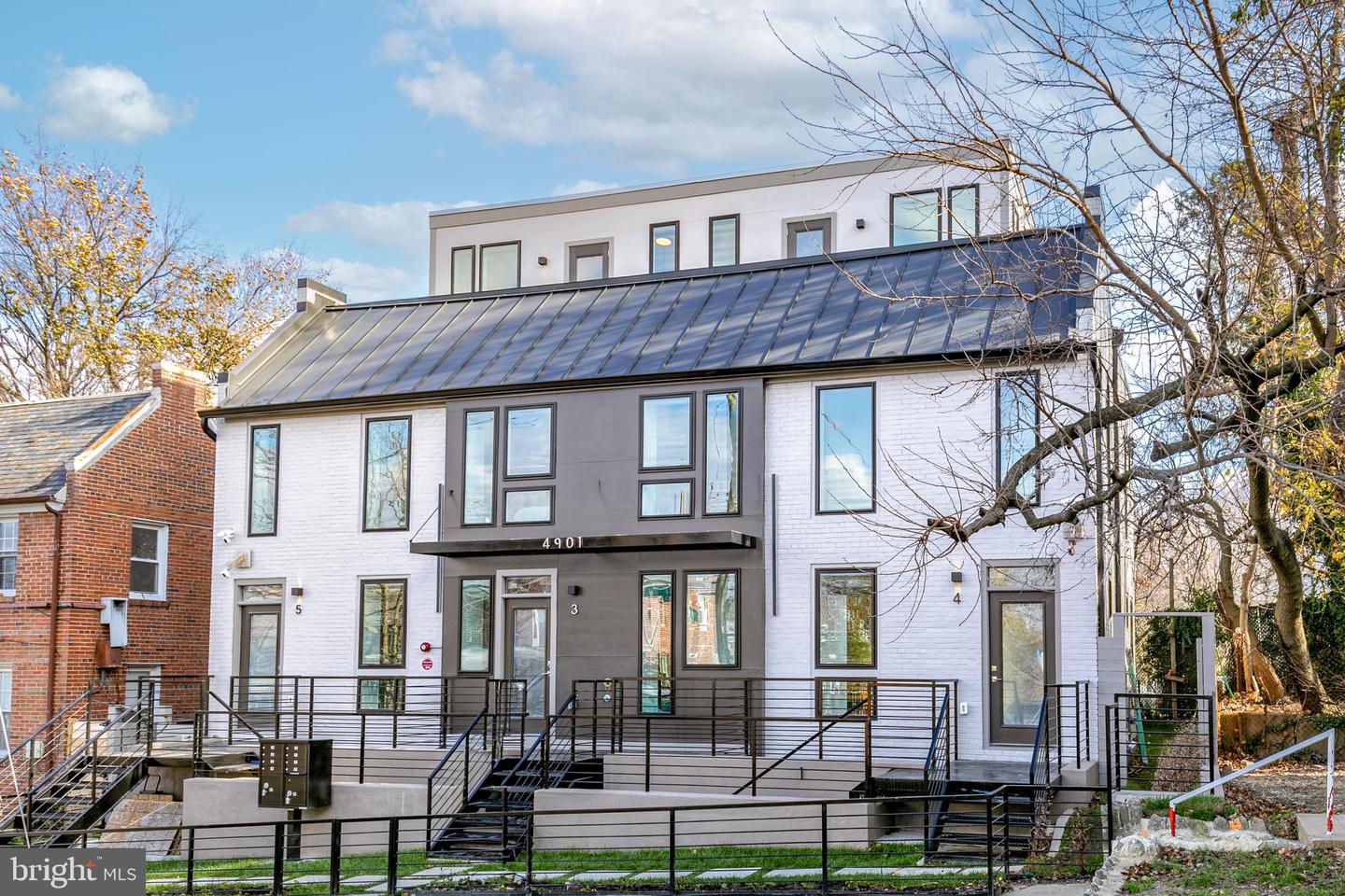 4901 1ST ST NW #5, WASHINGTON, District Of Columbia 20011, 2 Bedrooms Bedrooms, ,2 BathroomsBathrooms,Residential,For sale,4901 1ST ST NW #5,DCDC2206834 MLS # DCDC2206834