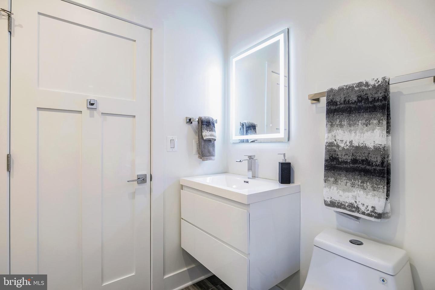 4901 1ST ST NW #5, WASHINGTON, District Of Columbia 20011, 2 Bedrooms Bedrooms, ,2 BathroomsBathrooms,Residential,For sale,4901 1ST ST NW #5,DCDC2206834 MLS # DCDC2206834