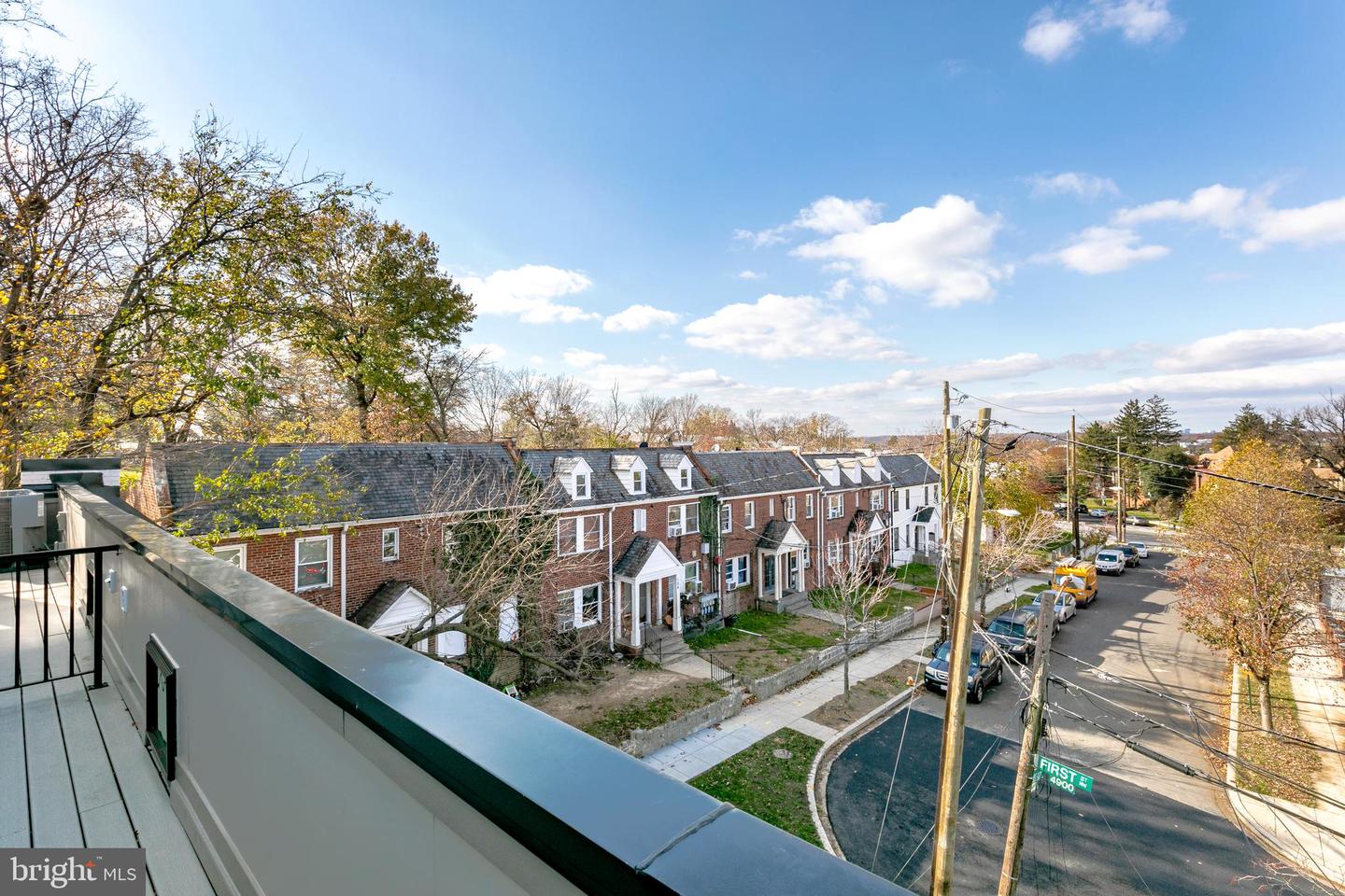 4901 1ST ST NW #5, WASHINGTON, District Of Columbia 20011, 2 Bedrooms Bedrooms, ,2 BathroomsBathrooms,Residential,For sale,4901 1ST ST NW #5,DCDC2206834 MLS # DCDC2206834