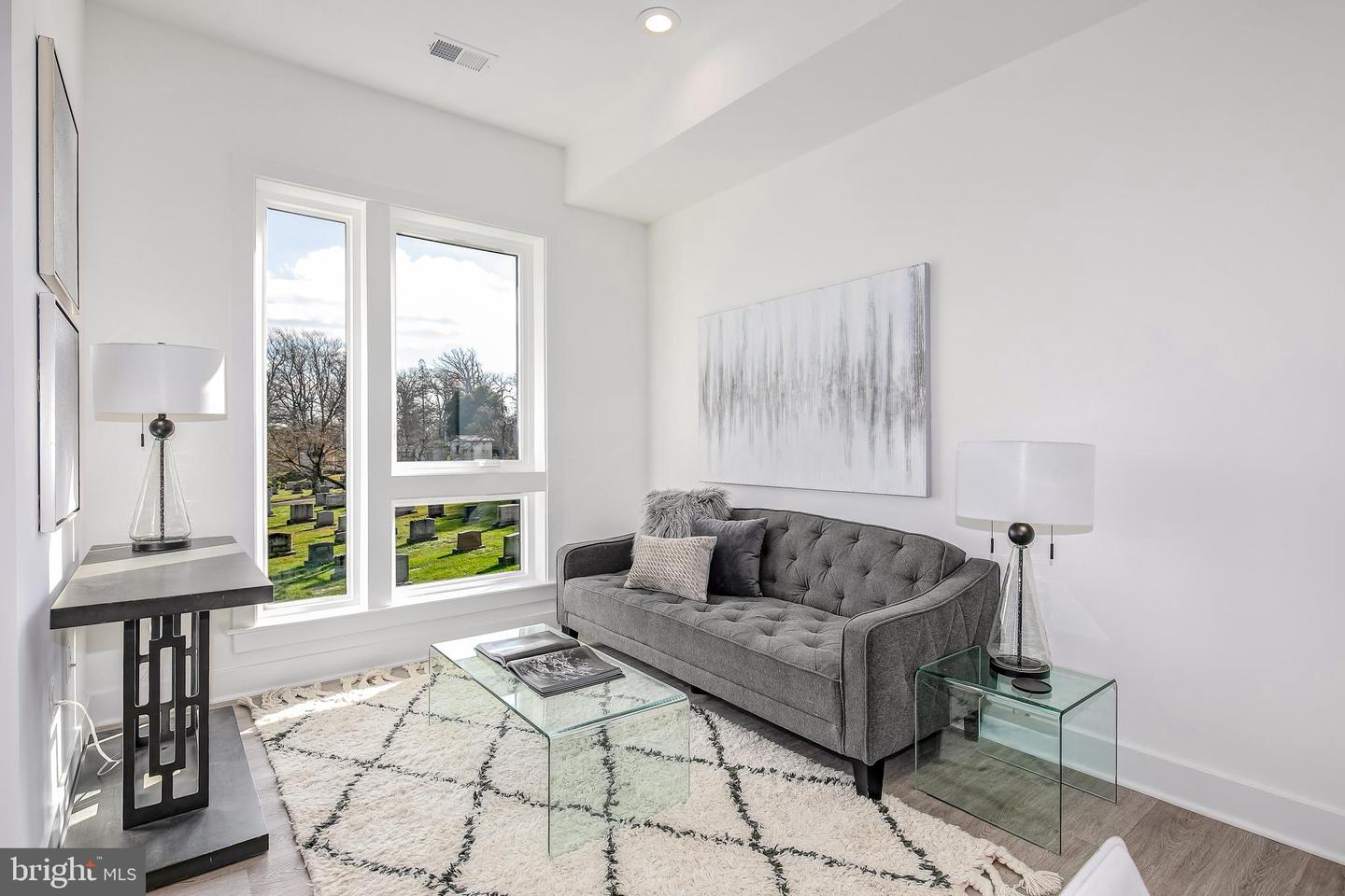 4901 1ST ST NW #5, WASHINGTON, District Of Columbia 20011, 2 Bedrooms Bedrooms, ,2 BathroomsBathrooms,Residential,For sale,4901 1ST ST NW #5,DCDC2206834 MLS # DCDC2206834