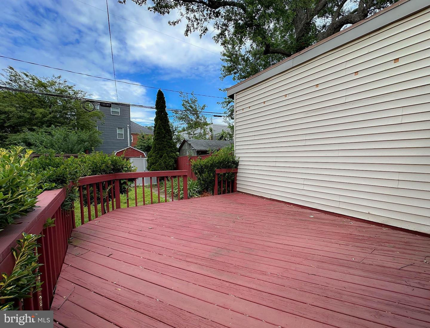 322 S VEITCH ST, ARLINGTON, Virginia 22204, 2 Bedrooms Bedrooms, ,1 BathroomBathrooms,Residential,For sale,322 S VEITCH ST,VAAR2059618 MLS # VAAR2059618