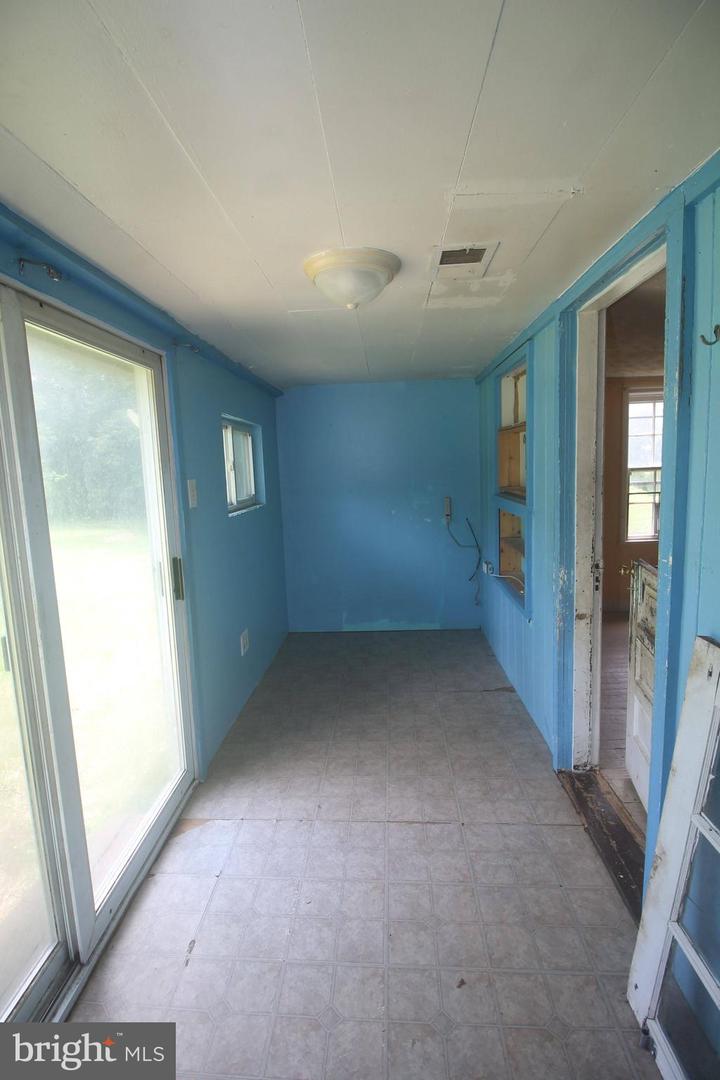199 KEYSER RUN RD, WASHINGTON, Virginia 22747, 3 Bedrooms Bedrooms, ,1 BathroomBathrooms,Residential,For sale,199 KEYSER RUN RD,VARP2002146 MLS # VARP2002146