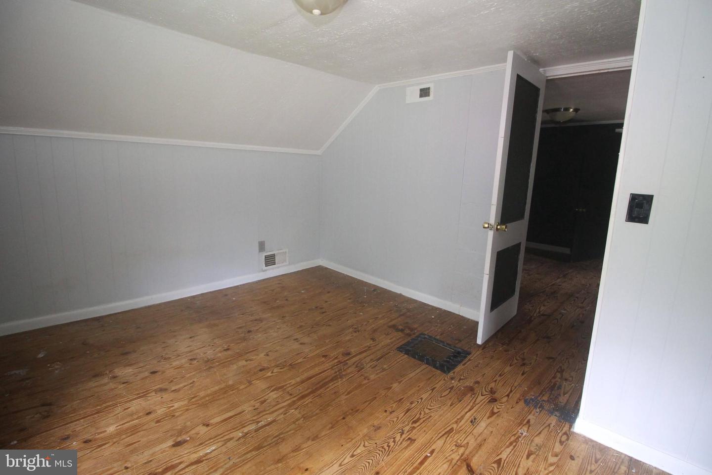 199 KEYSER RUN RD, WASHINGTON, Virginia 22747, 3 Bedrooms Bedrooms, ,1 BathroomBathrooms,Residential,For sale,199 KEYSER RUN RD,VARP2002146 MLS # VARP2002146