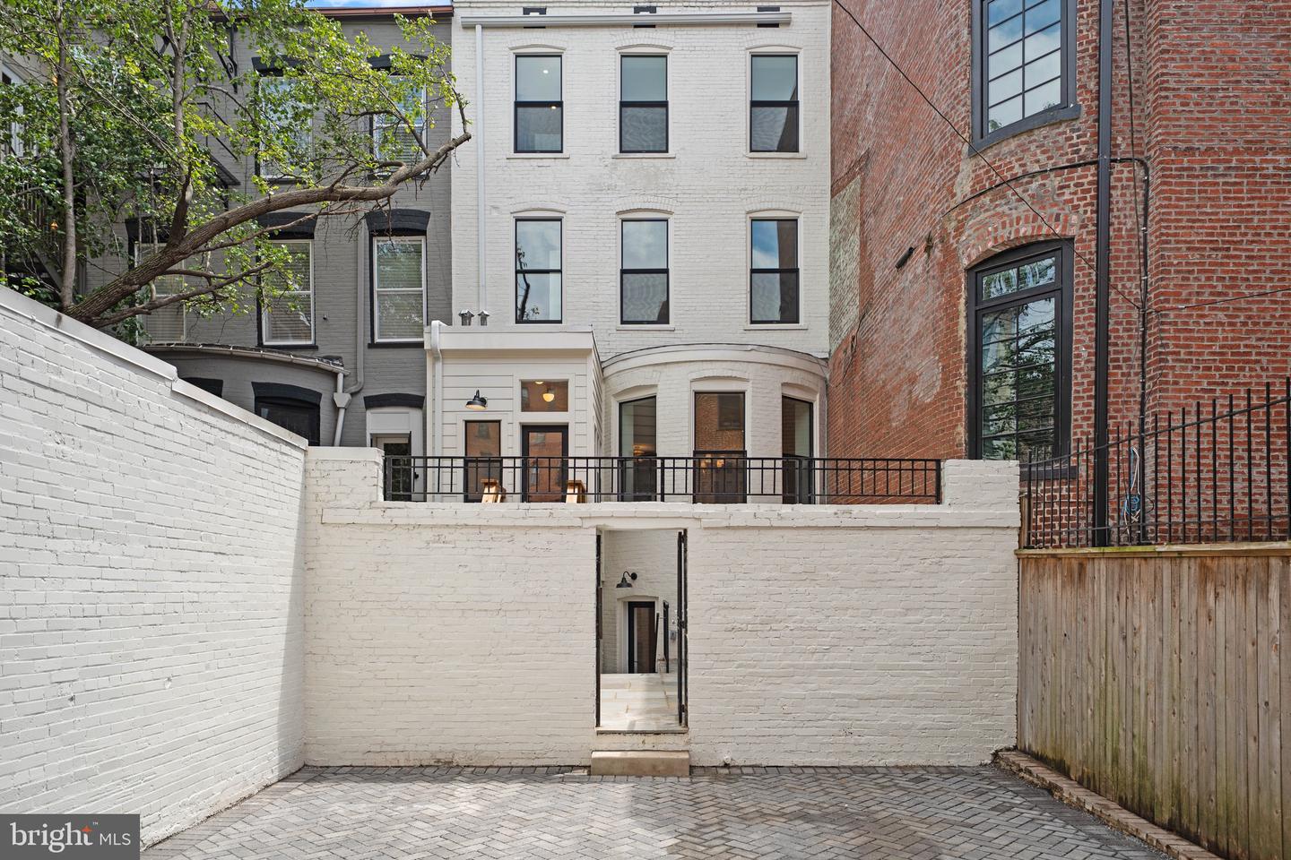 1834 16TH ST NW, WASHINGTON, District Of Columbia 20009, 5 Bedrooms Bedrooms, ,5 BathroomsBathrooms,Residential,For sale,1834 16TH ST NW,DCDC2207018 MLS # DCDC2207018