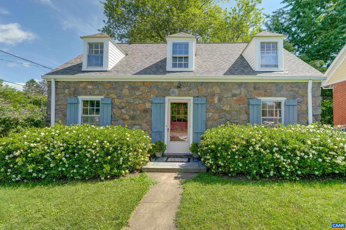 201 PARKWAY ST, CHARLOTTESVILLE, Virginia 22902, 2 Bedrooms Bedrooms, ,1 BathroomBathrooms,Residential,For sale,201 PARKWAY ST,665995 MLS # 665995